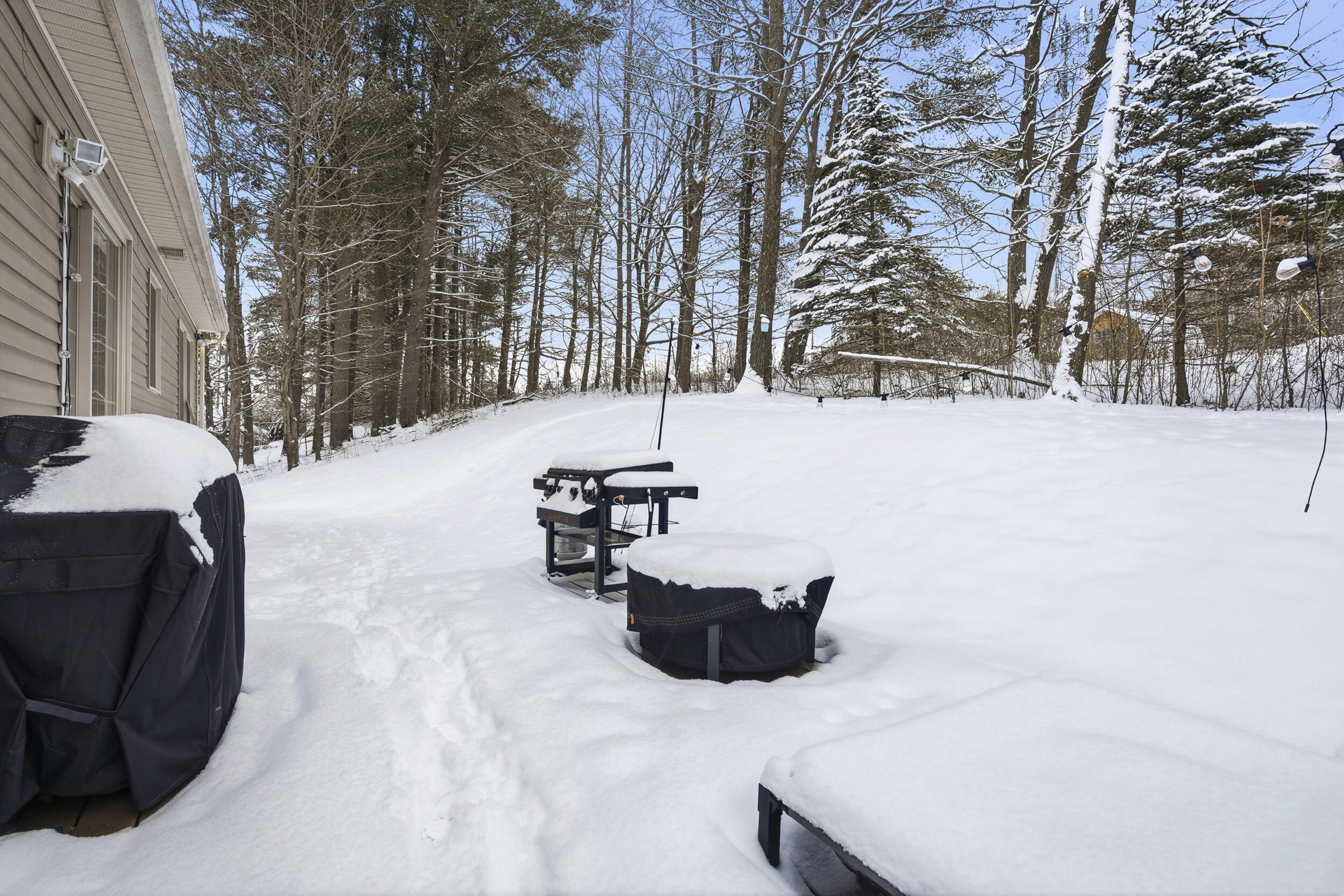 9 Jill Street Lewiston, ME 04240 - Photo 14 of 58 58_9jill-57