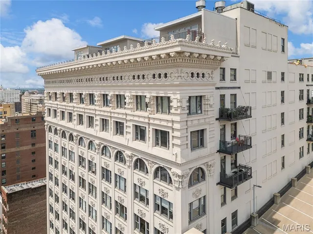 $7,950,000 | 915 Olive Street, St. Louis, MO 63101