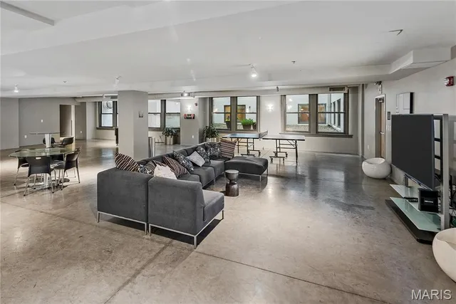 $7,950,000 | 915 Olive Street, St. Louis, MO 63101