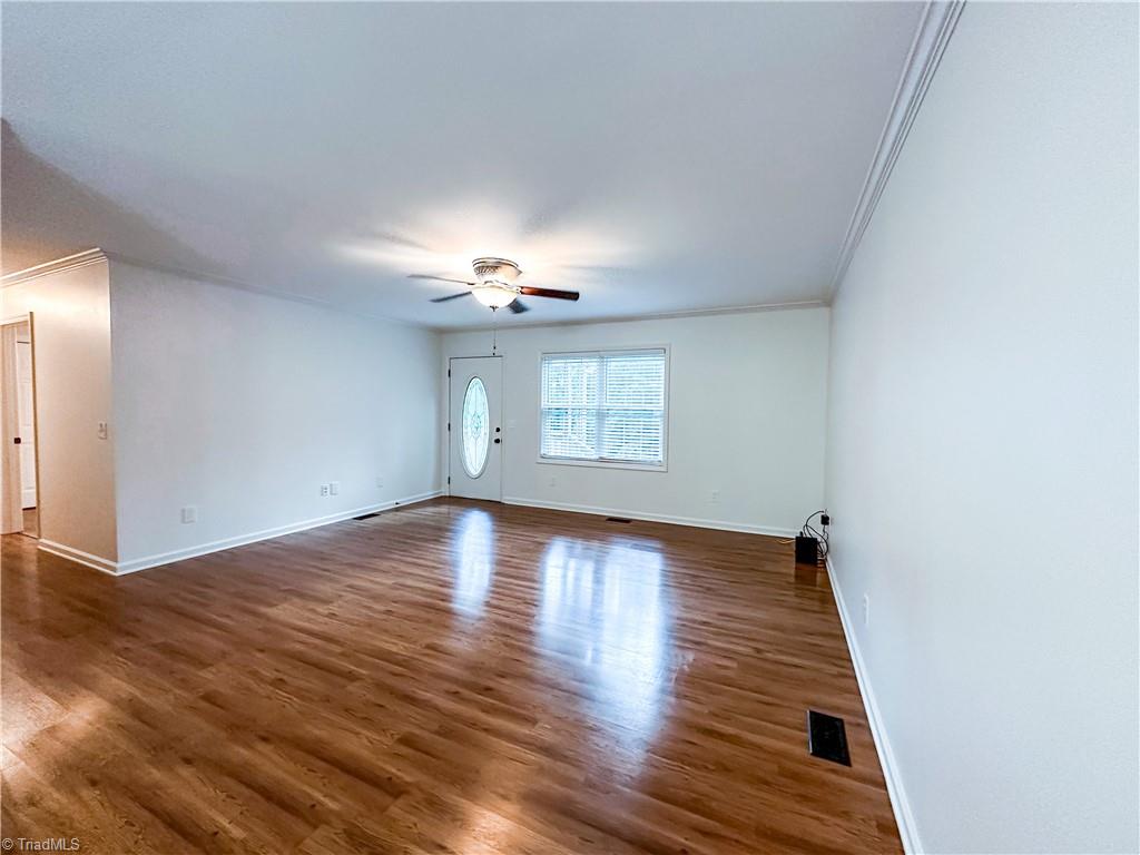 2368 W.O.W. Road Randleman, NC 27317 - Photo 11 of 31 Living Room