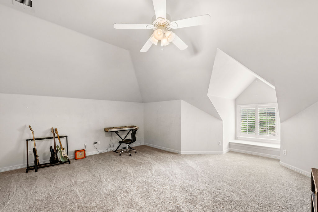 4600 Slickrock Cove Austin, TX 78747 - Photo 30 of 40 a view of a room with windows