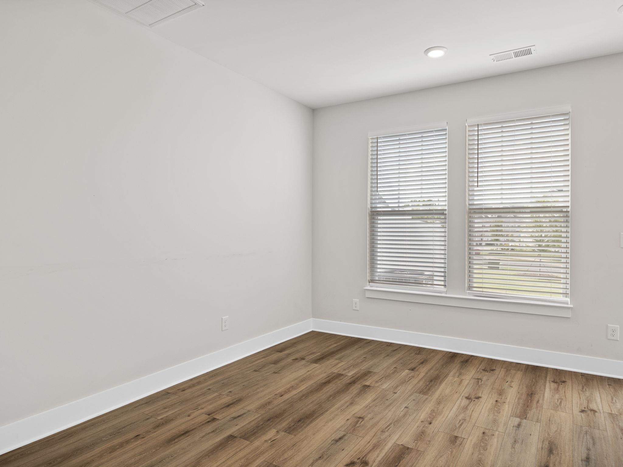 421 Hazelcote Road Greenville, SC 29611 - Photo 19 of 41