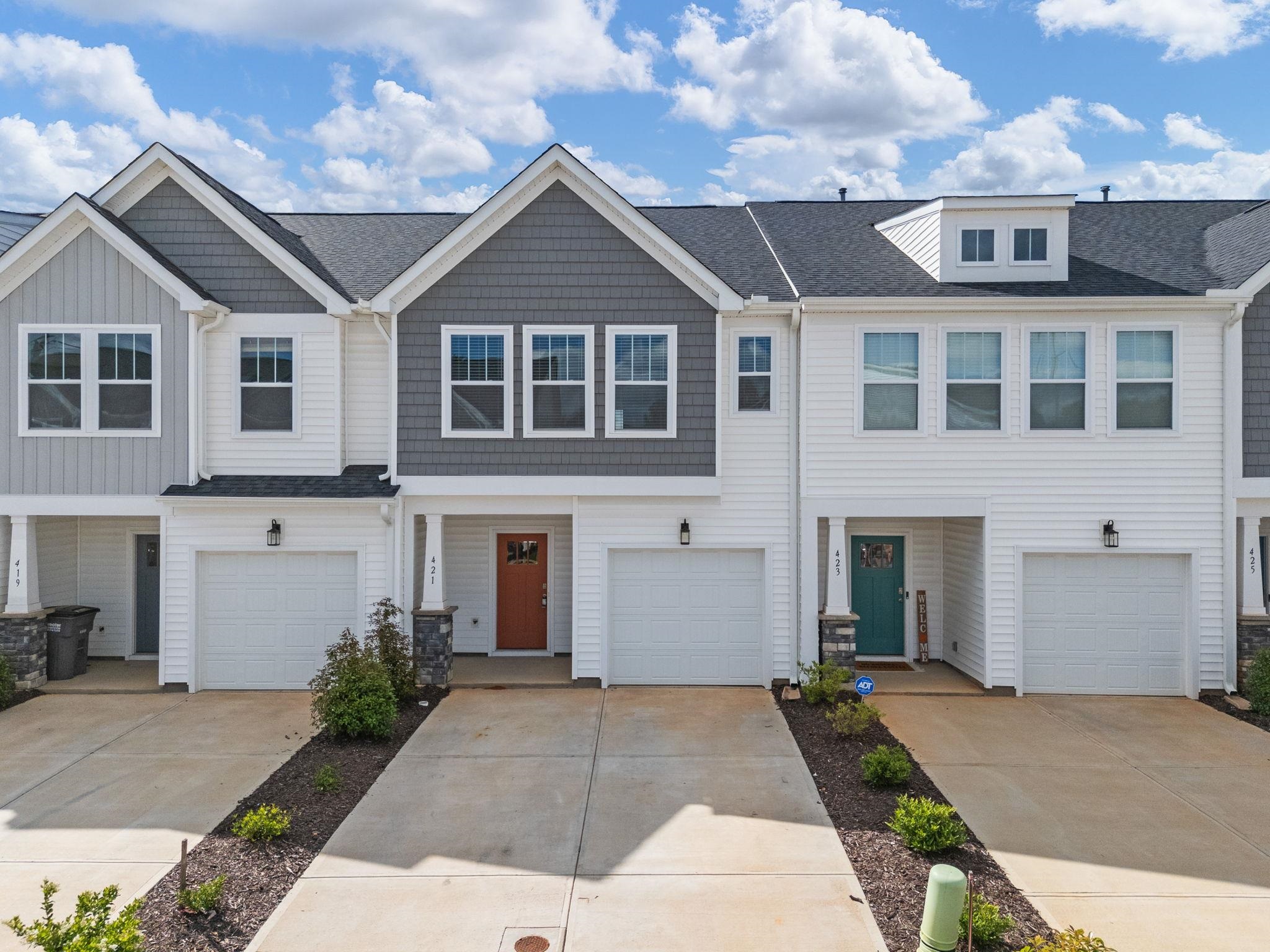 421 Hazelcote Road Greenville, SC 29611 - Photo 3 of 41