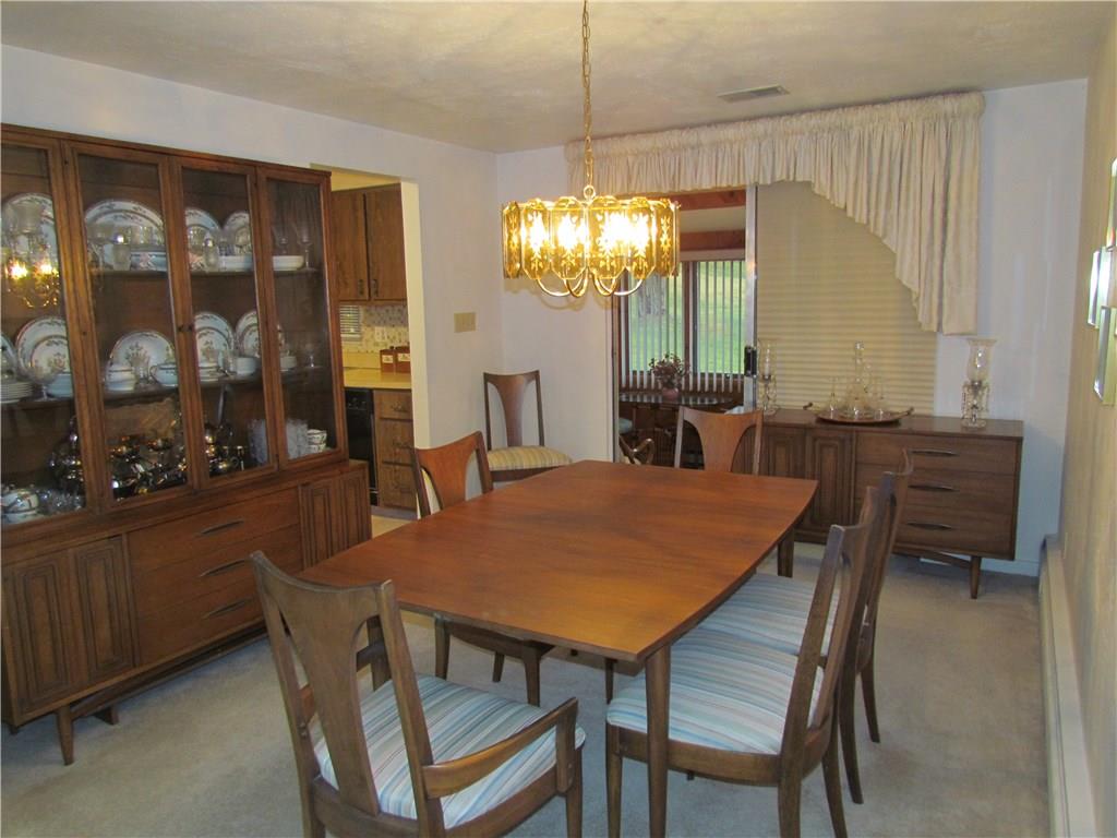 422 Balconade Drive Pittsburgh, PA 15236 - Photo 11 of 25