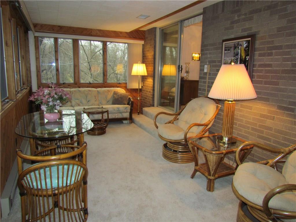 422 Balconade Drive Pittsburgh, PA 15236 - Photo 14 of 25