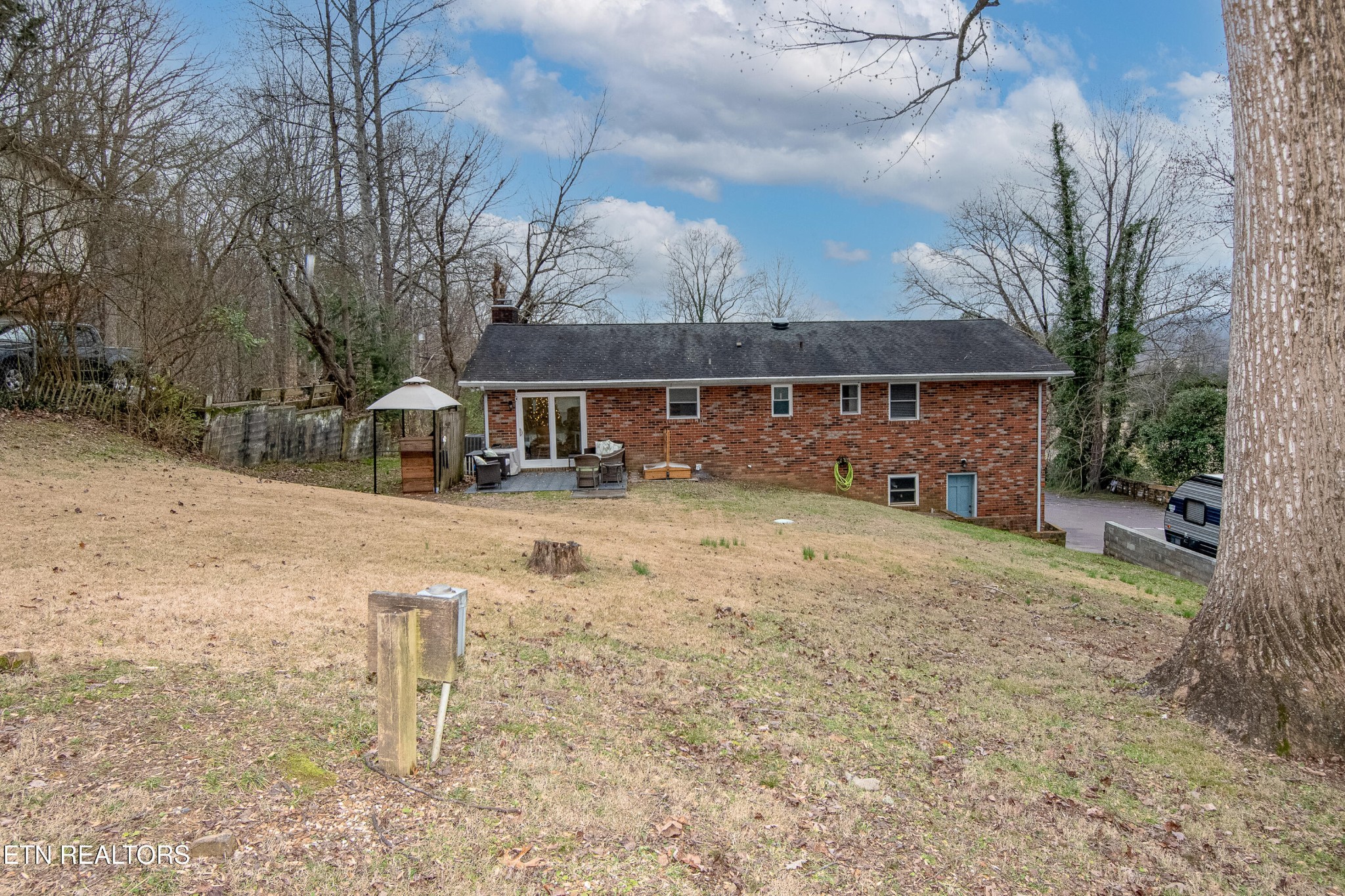 109 Ivy Lane Clinton, TN 37716 - Photo 34 of 36 a view of street with large trees