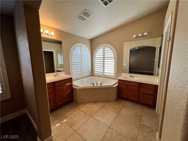 $2,450 | 1053 Puerta Del Sol Drive, Las Vegas, NV 89135