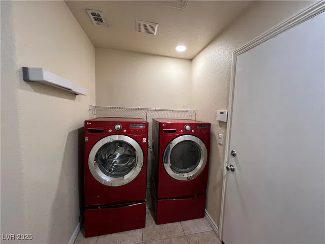 $2,450 | 1053 Puerta Del Sol Drive, Las Vegas, NV 89135