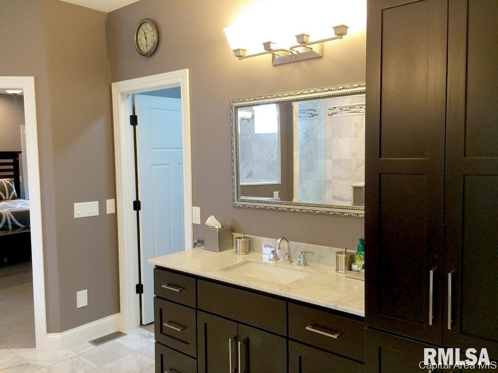 6208 Northampton Lane Springfield, IL 62711 - Photo 24 of 36