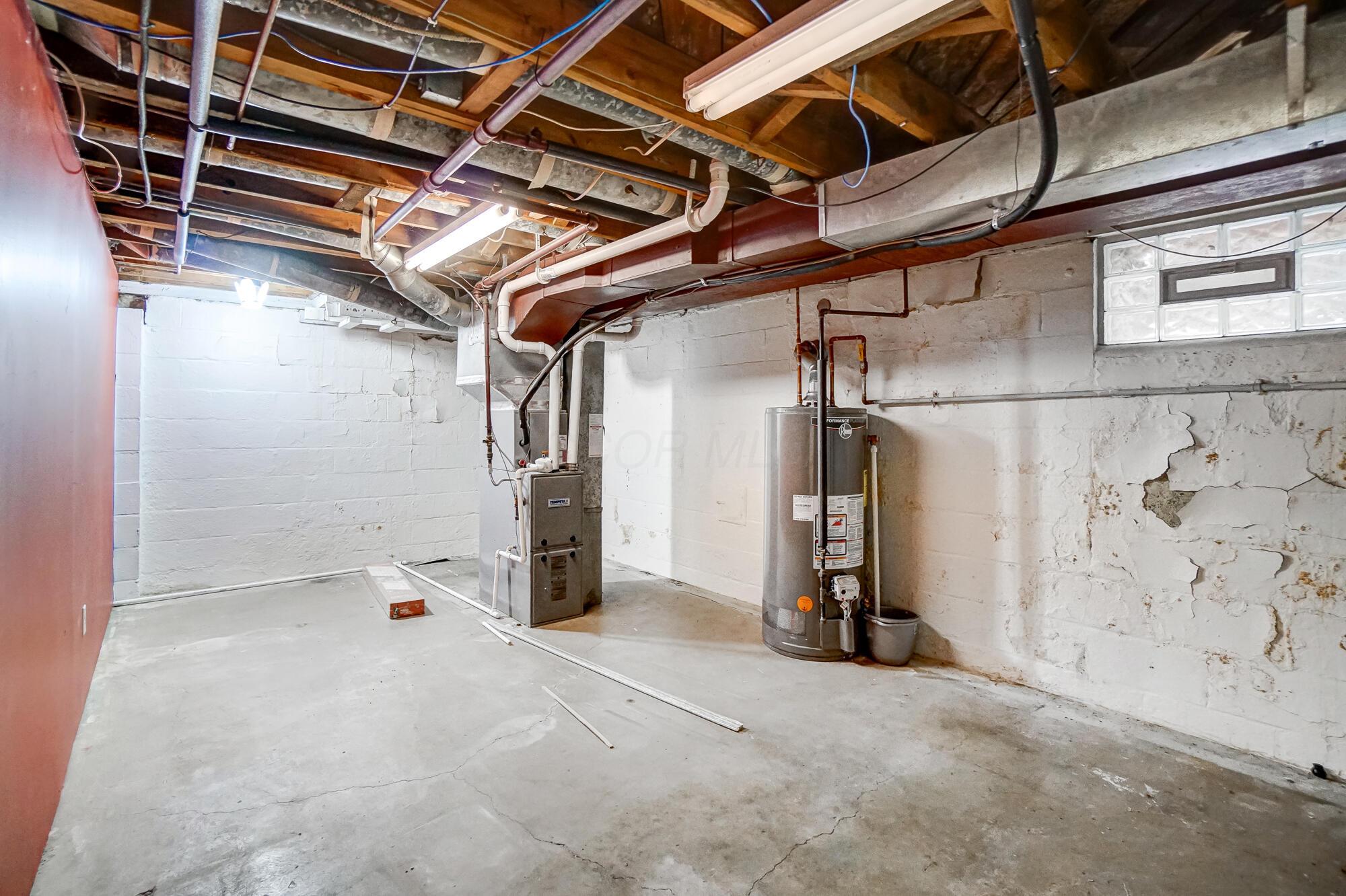 2990 Parkside Road Columbus, OH 43204 - Photo 26 of 34 Plenty of extra space in the basement!