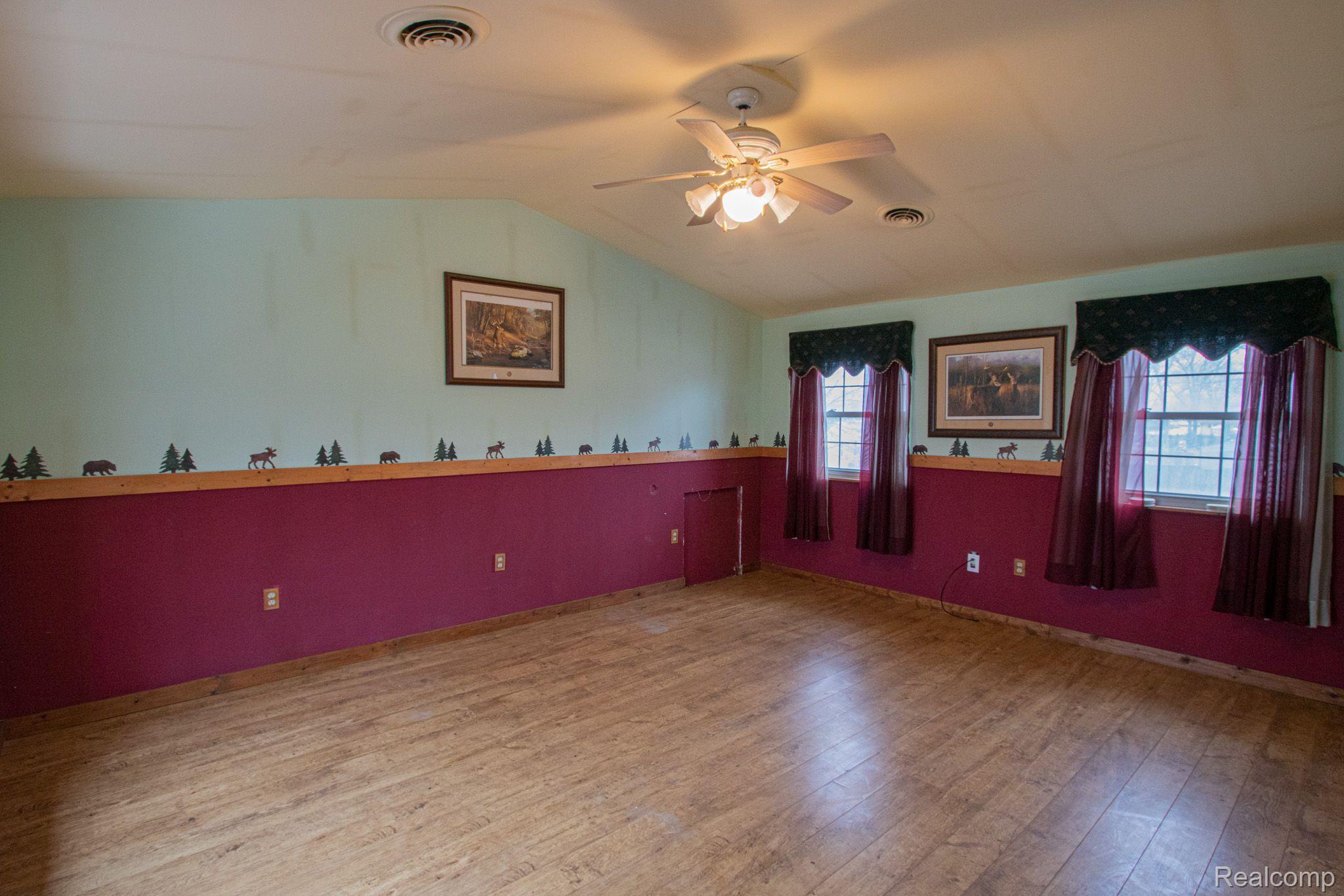 8279 Garbor Drive Warren, MI 48093 - Photo 17 of 26 Gallery Image 17