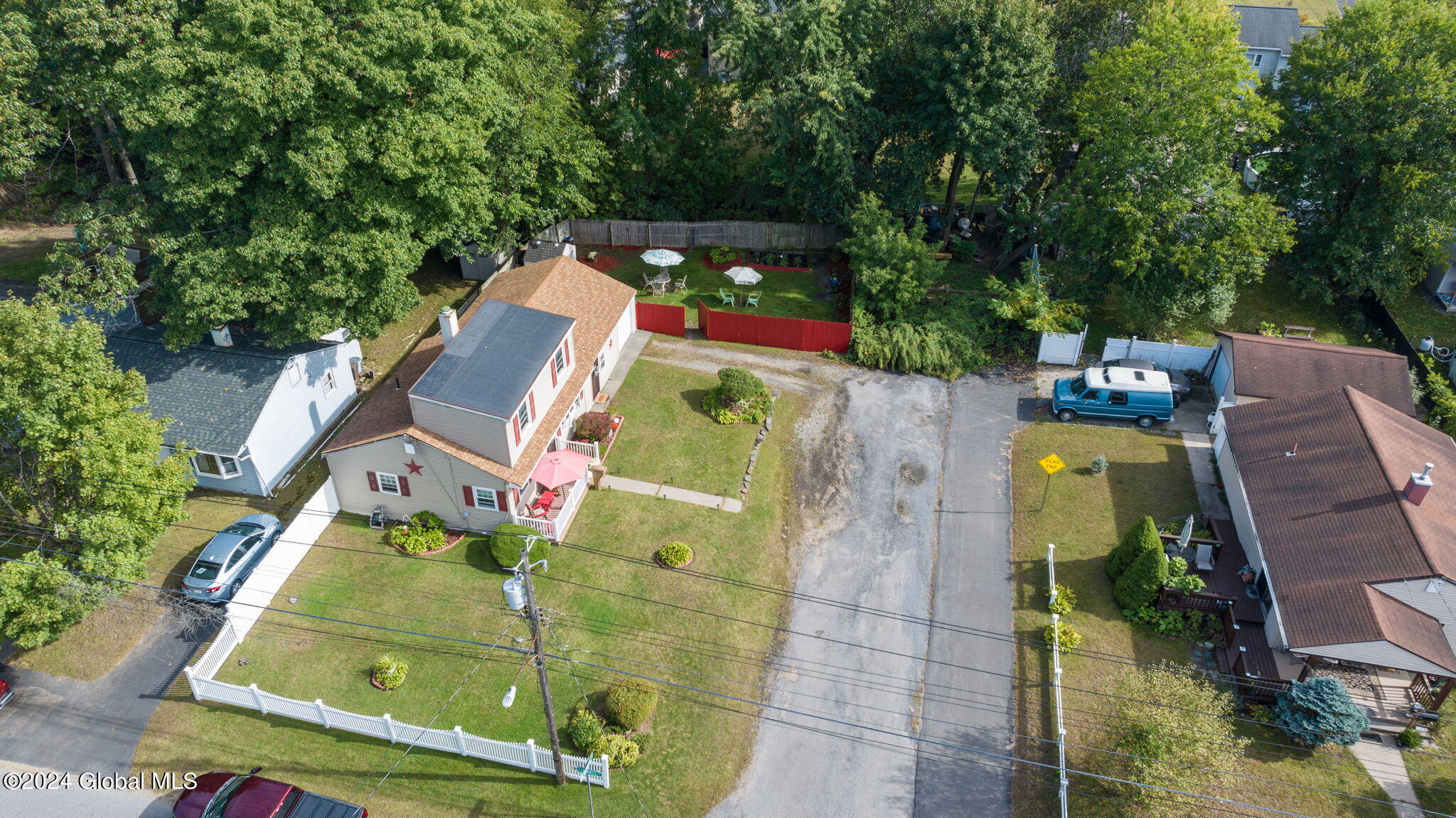 458 Chiswell Road Schenectady, NY 12304 - Photo 33 of 37 33-web-or-mls-458-chiswell-rd