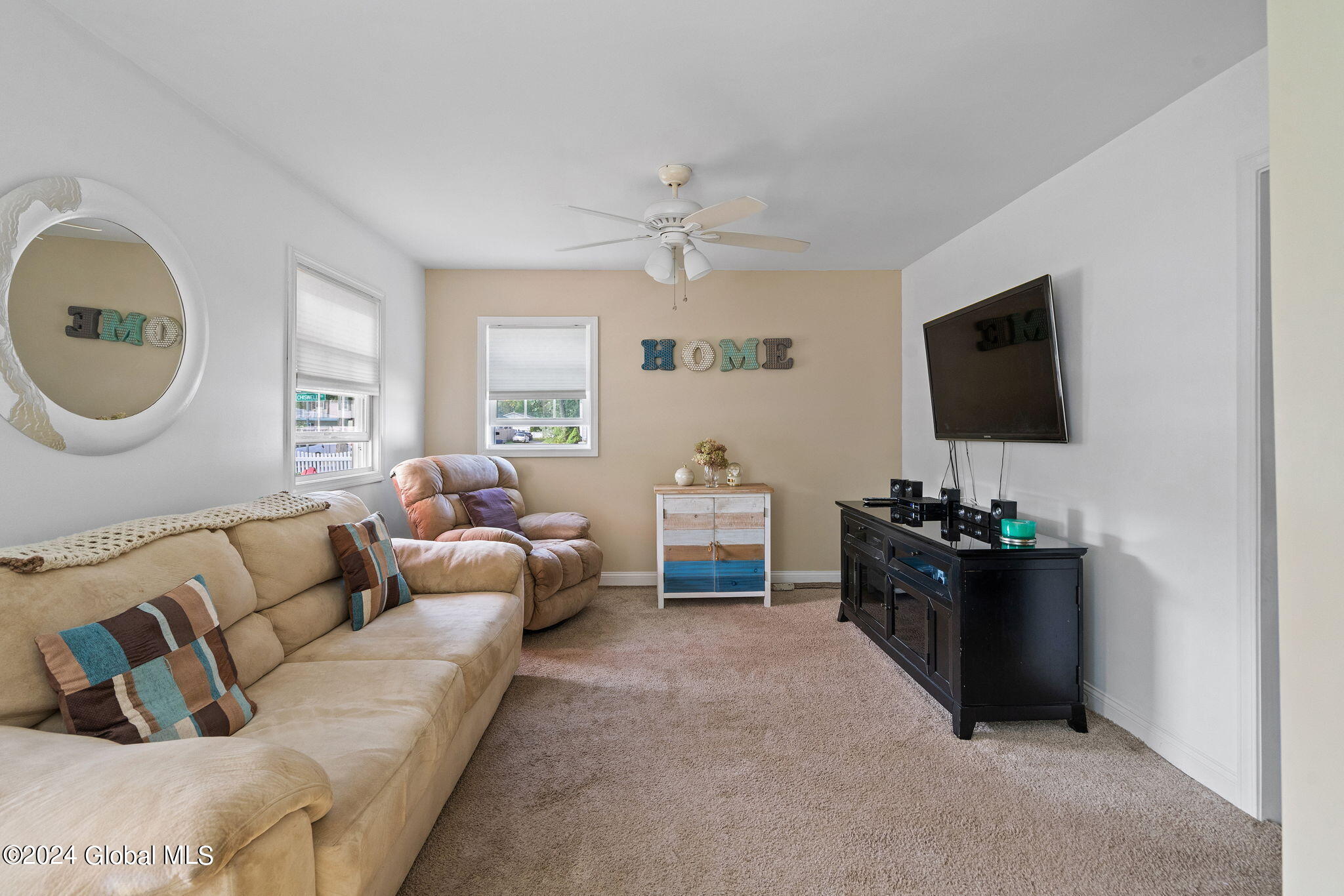 458 Chiswell Road Schenectady, NY 12304 - Photo 4 of 37 14-web-or-mls-458-chiswell-rd