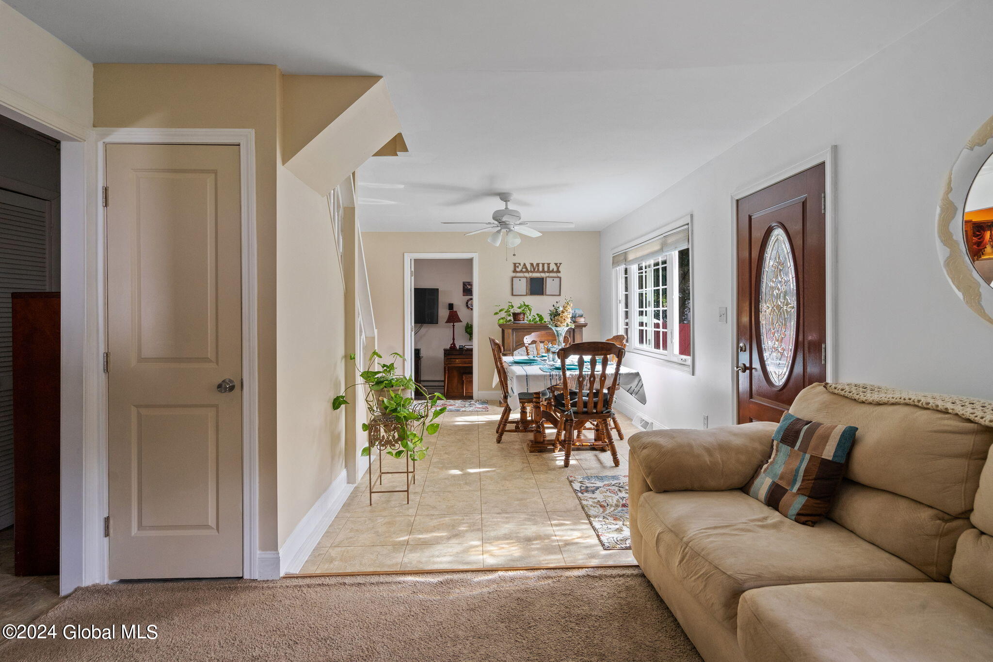 458 Chiswell Road Schenectady, NY 12304 - Photo 6 of 37 16-web-or-mls-458-chiswell-rd