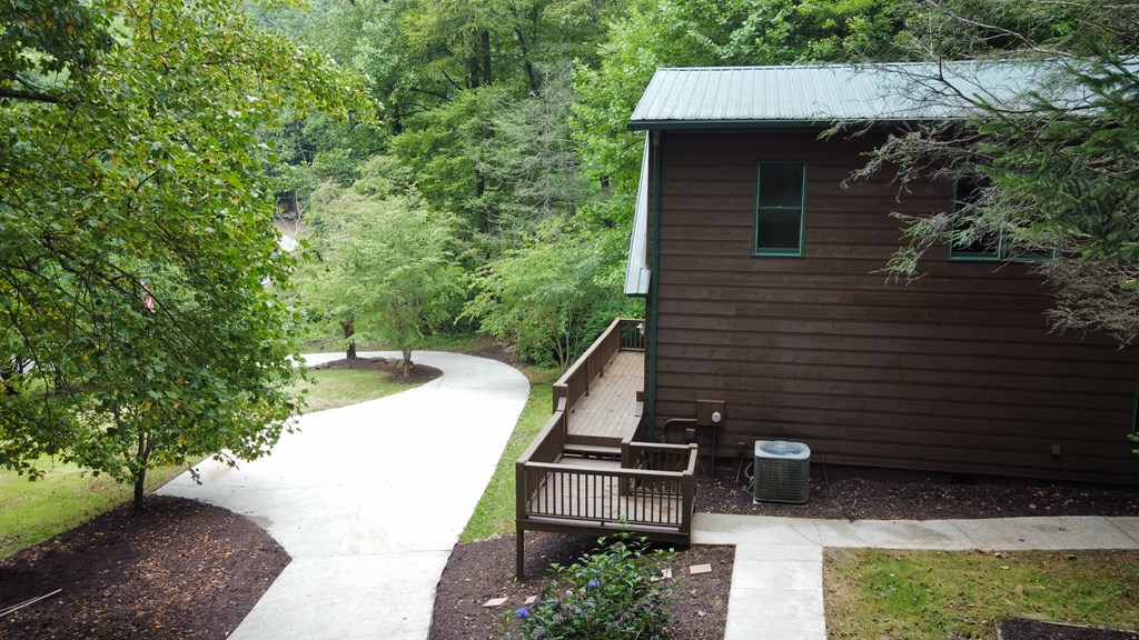 1013 Highway 60 Suches, GA 30572 - Photo 13 of 47