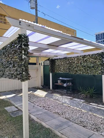 $1,400,000 | 2530 Southwest 27th Street, Miami, FL 33133