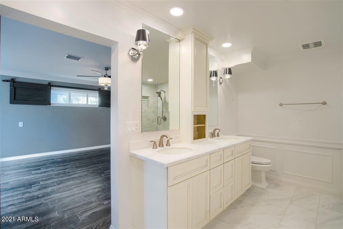 40636 North Fleming Springs Road Cave Creek, AZ 85331 - Photo 33 of 50 33-Master Bath