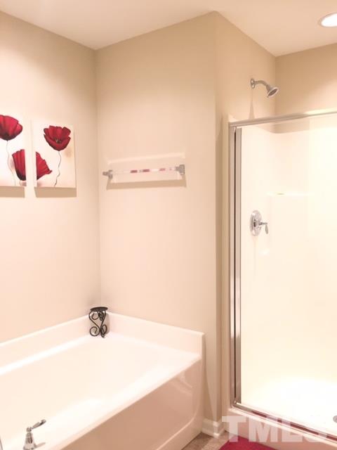 1251 Silver Beach Way Raleigh, NC 27606 - Photo 15 of 22 Gallery Image 15