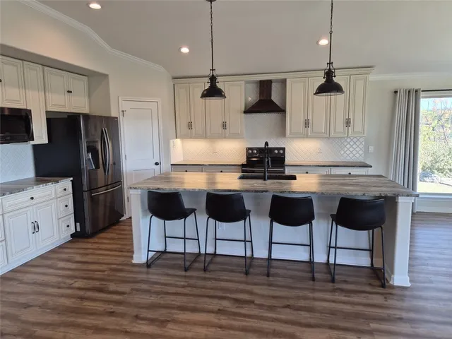 $3,100 | 12987 F M Road 2769 Road, Austin, TX 78726