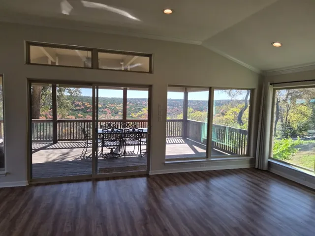 $3,100 | 12987 F M Road 2769 Road, Austin, TX 78726