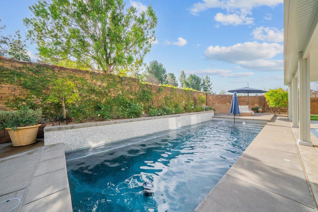 31401 Chemin Chevalier Temecula, CA 92591 - Photo 11 of 74 a view of a outdoor space with a patio