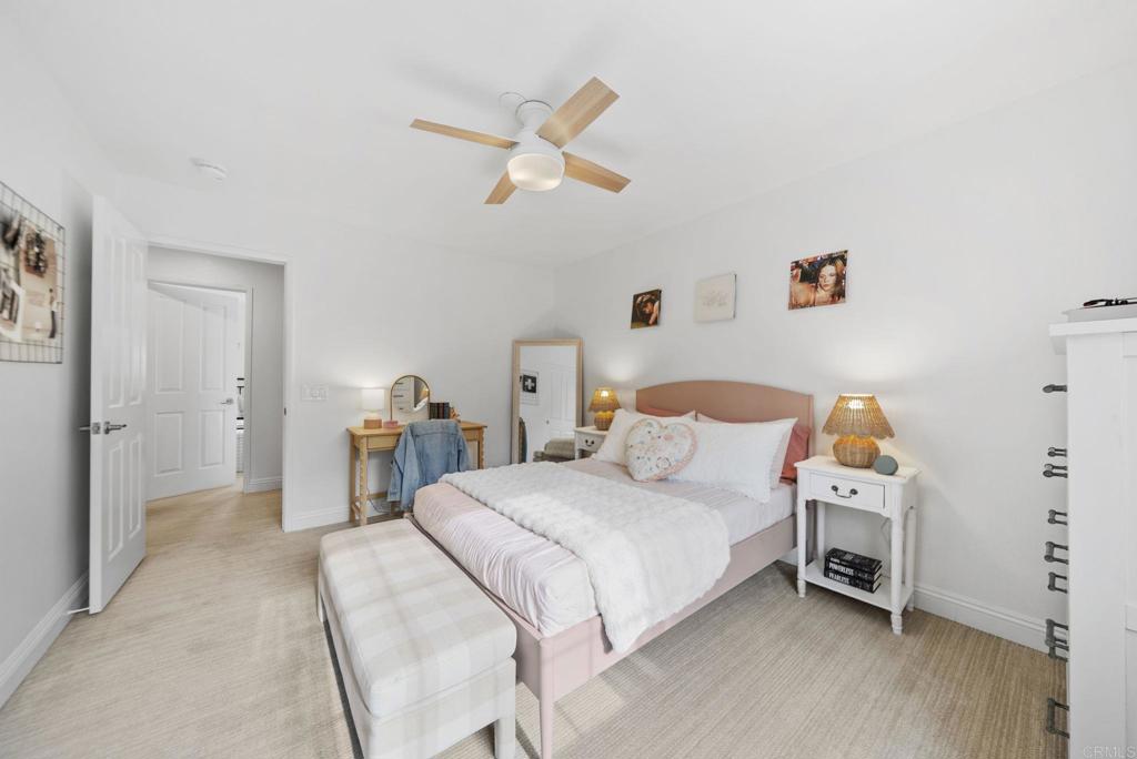 31401 Chemin Chevalier Temecula, CA 92591 - Photo 29 of 74 a bedroom with a bed and a window