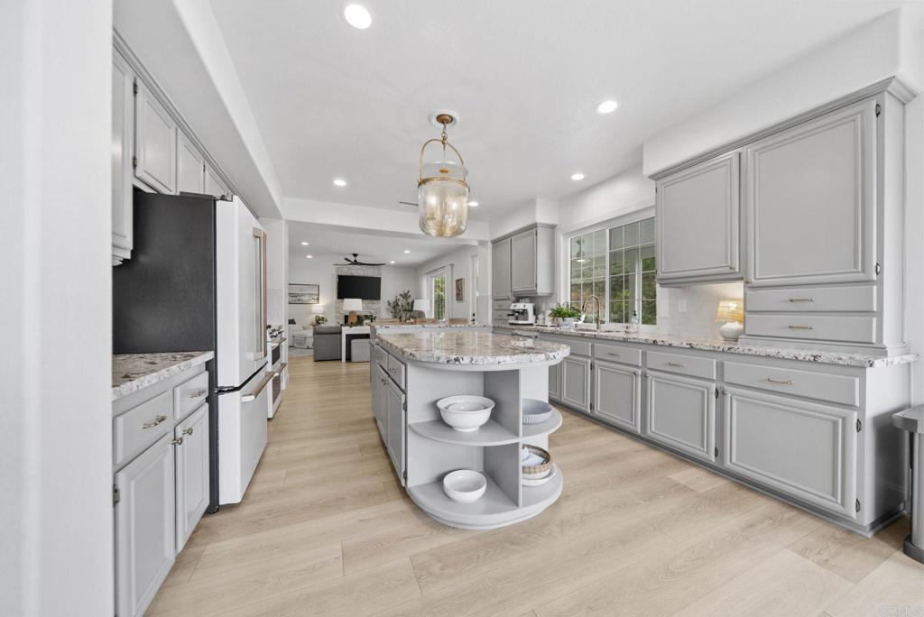 31401 Chemin Chevalier Temecula, CA 92591 - Photo 4 of 74