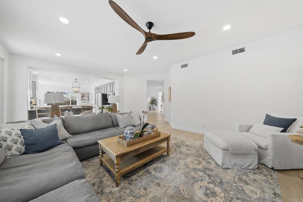 31401 Chemin Chevalier Temecula, CA 92591 - Photo 41 of 74 a living room with furniture