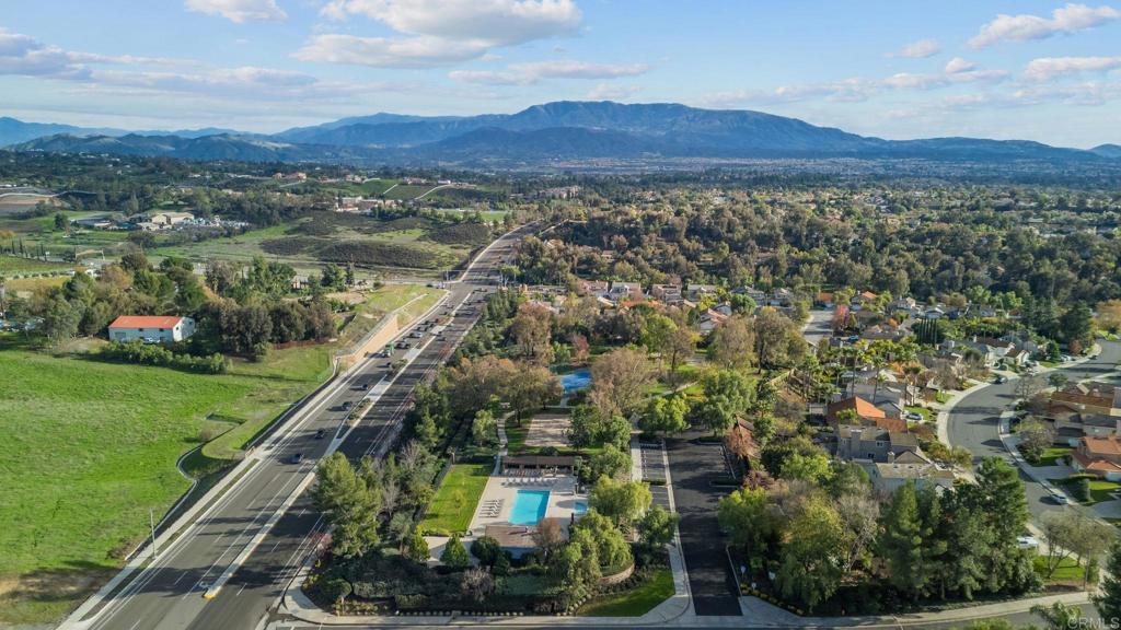 31401 Chemin Chevalier Temecula, CA 92591 - Photo 72 of 74 a view of a lush green field
