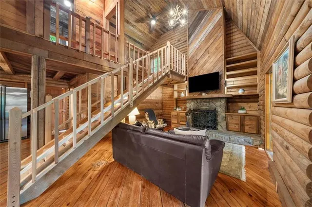 $365,000 | 15 Bailey Street, Whitesburg, GA 30185