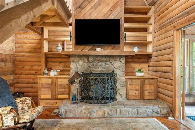 $365,000 | 15 Bailey Street, Whitesburg, GA 30185