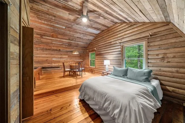 $365,000 | 15 Bailey Street, Whitesburg, GA 30185