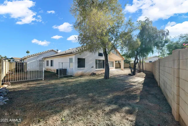 $2,200 | 16216 South Pine Street, Chandler, AZ 85225