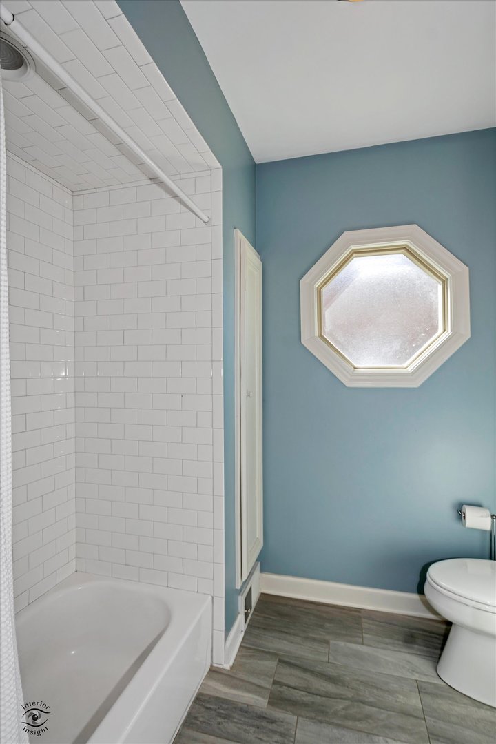 10025 South Hamilton Avenue Chicago, IL 60643 - Photo 28 of 51 a bathroom with a toilet and a vanity