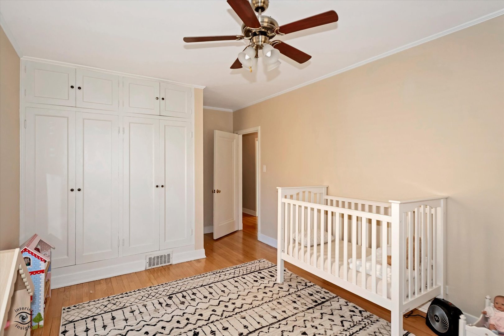 10025 South Hamilton Avenue Chicago, IL 60643 - Photo 30 of 51 a view of entryway with wooden floor