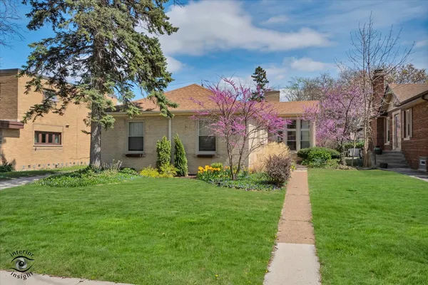 $585,000 | 10025 South Hamilton Avenue, Chicago, IL 60643