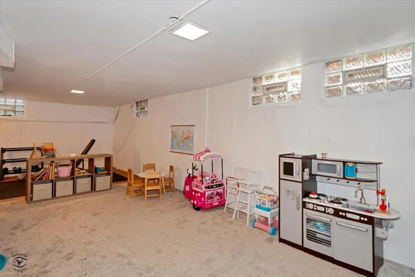 $585,000 | 10025 South Hamilton Avenue, Chicago, IL 60643