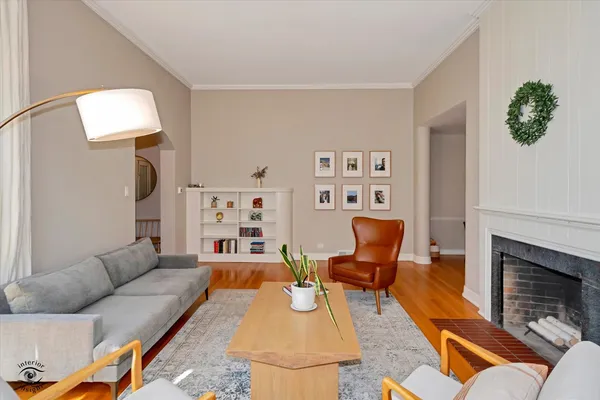 $585,000 | 10025 South Hamilton Avenue, Chicago, IL 60643