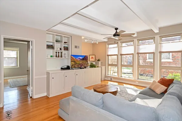 $585,000 | 10025 South Hamilton Avenue, Chicago, IL 60643