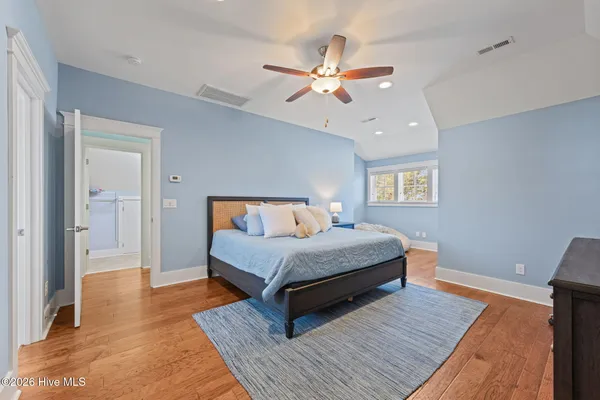 $849,000 | 28 Eastcove Way, Oriental, NC 28571