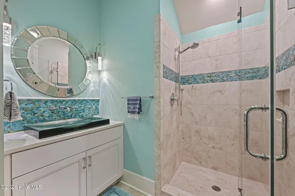 $849,000 | 28 Eastcove Way, Oriental, NC 28571