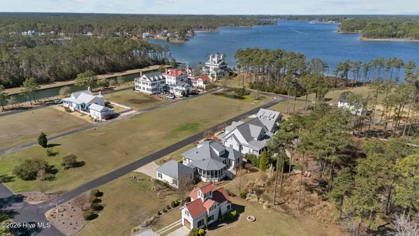 $849,000 | 28 Eastcove Way, Oriental, NC 28571