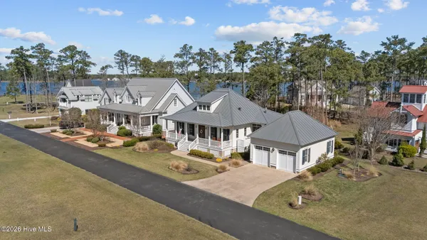 $849,000 | 28 Eastcove Way, Oriental, NC 28571