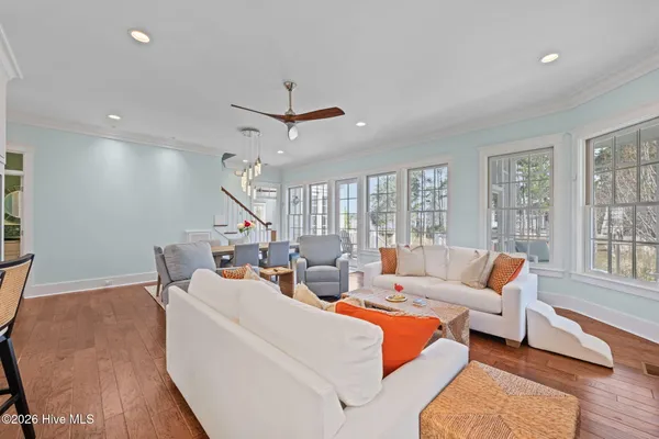 $849,000 | 28 Eastcove Way, Oriental, NC 28571