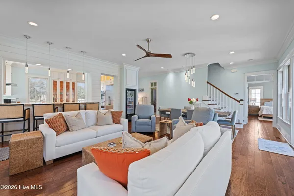 $849,000 | 28 Eastcove Way, Oriental, NC 28571