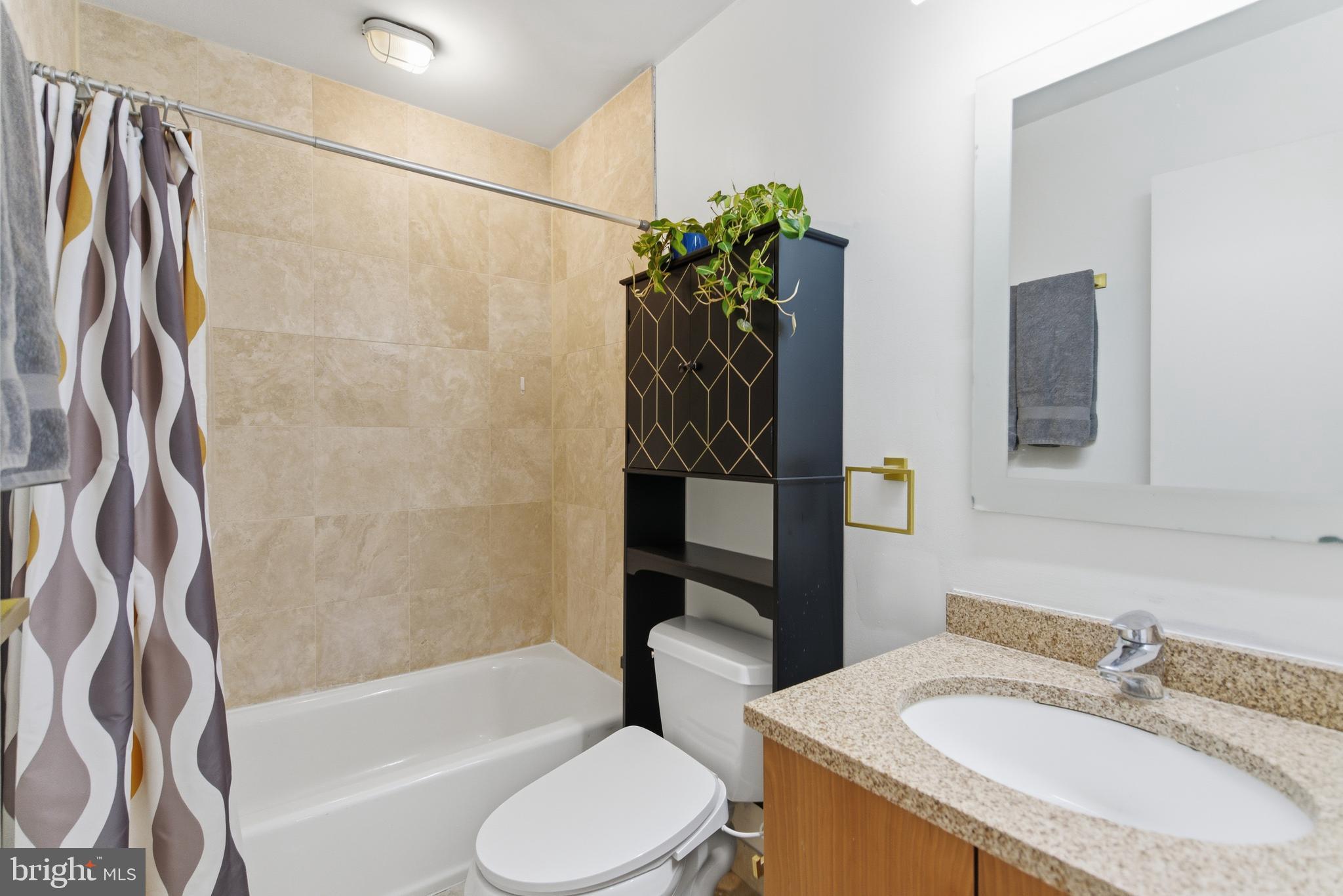 1439 Chapin Street Northwest, Unit 303 Washington, DC 20009 - Photo 17 of 26