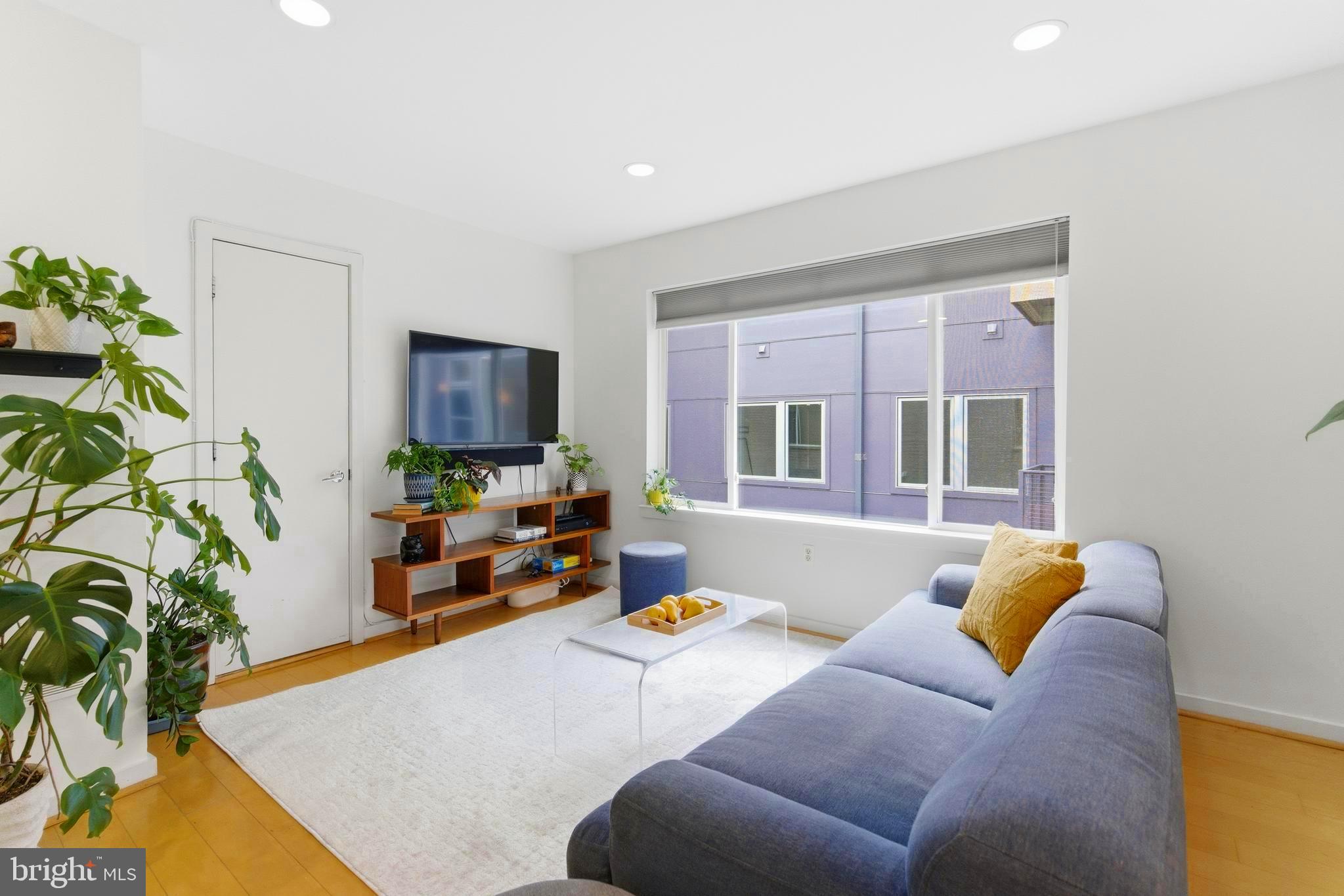 1439 Chapin Street Northwest, Unit 303 Washington, DC 20009 - Photo 5 of 26