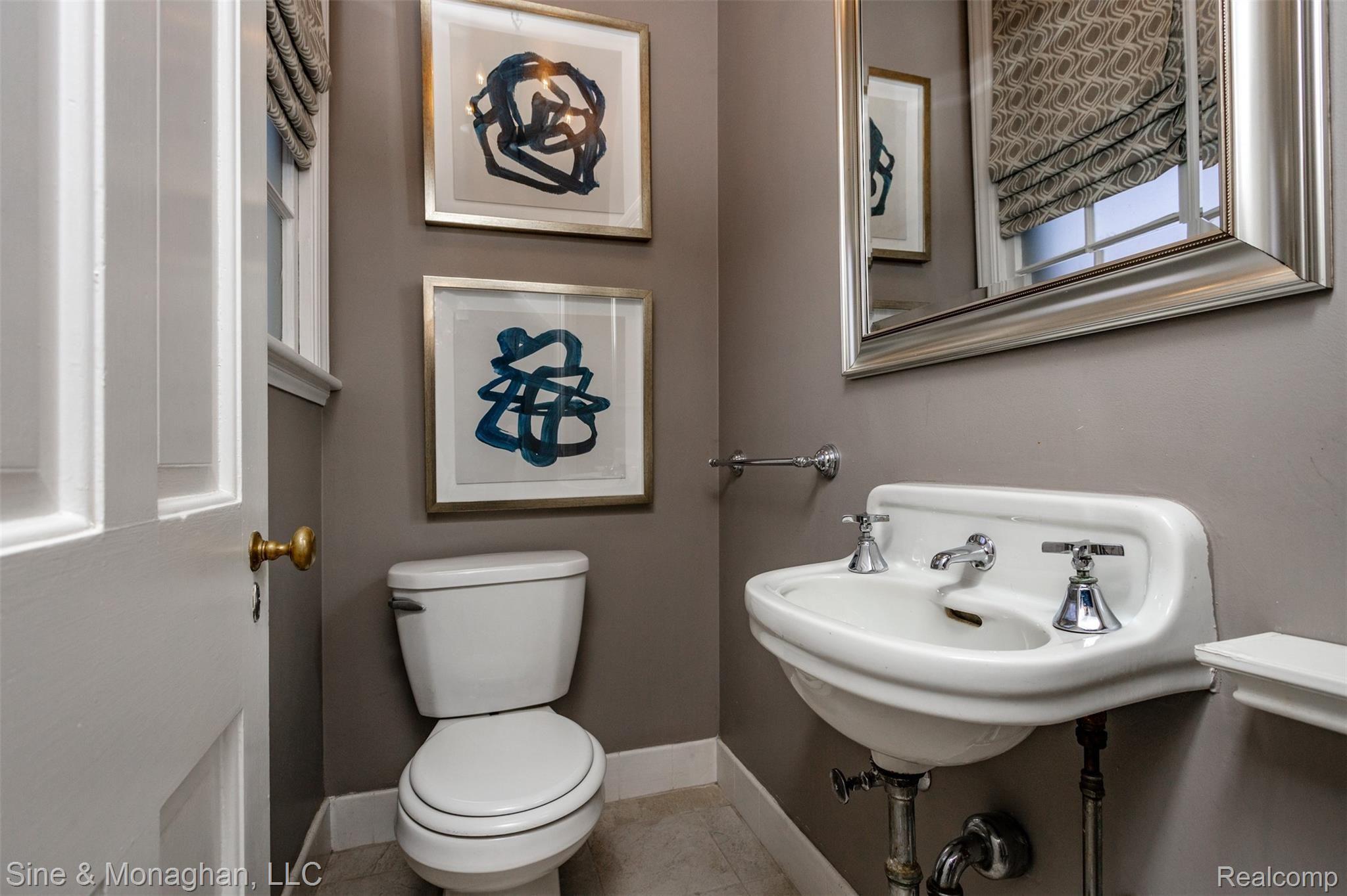 57 Cloverly Road Grosse Pointe, MI 48236 - Photo 24 of 60 57 Cloverly S026.jpg