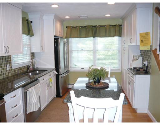 270 Weathervane Road South Kingstown, RI 02879 - Photo 3 of 20 Kitchen.