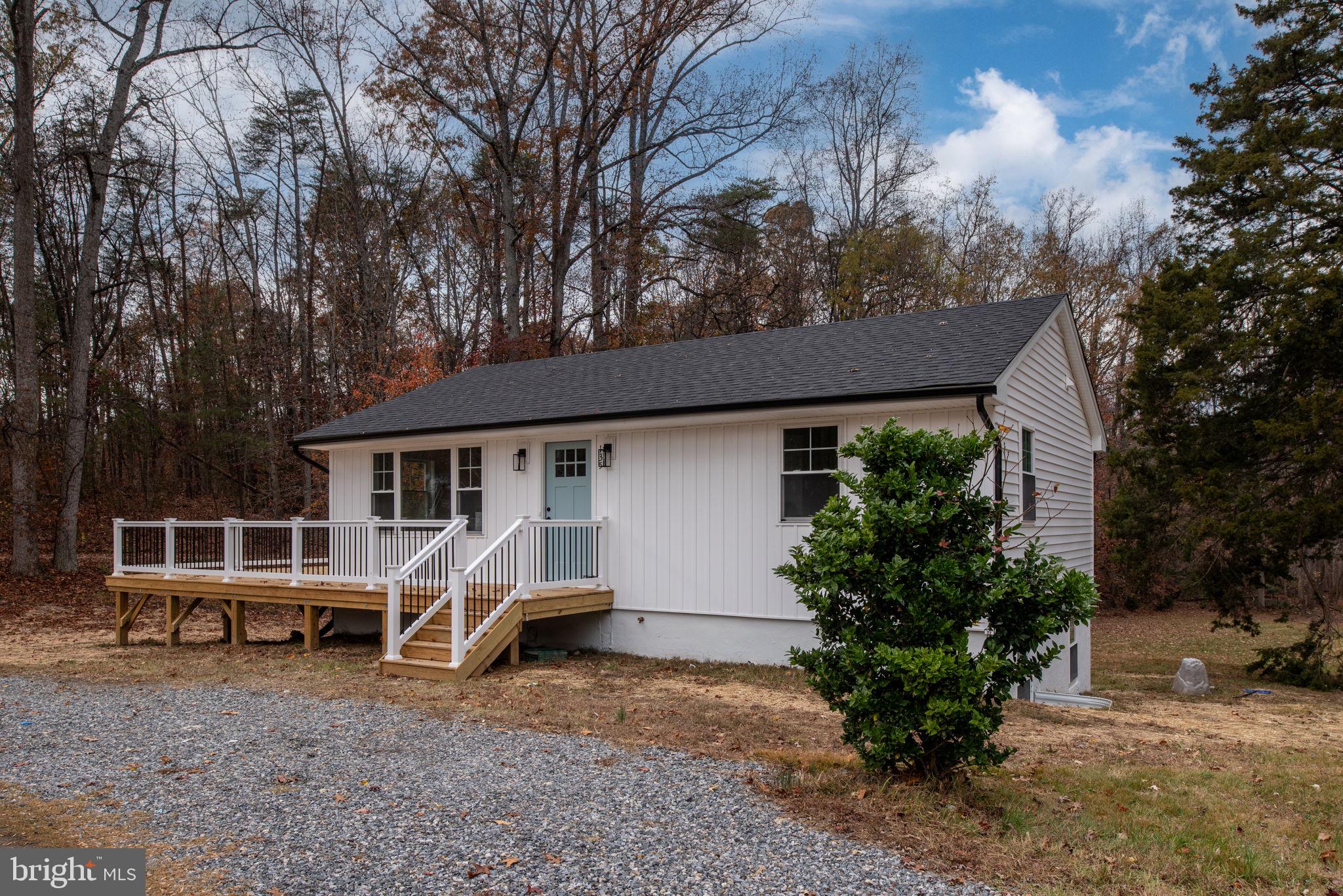 135 Morton Road Fredericksburg, VA 22405 - Photo 4 of 42 Gallery Image 4